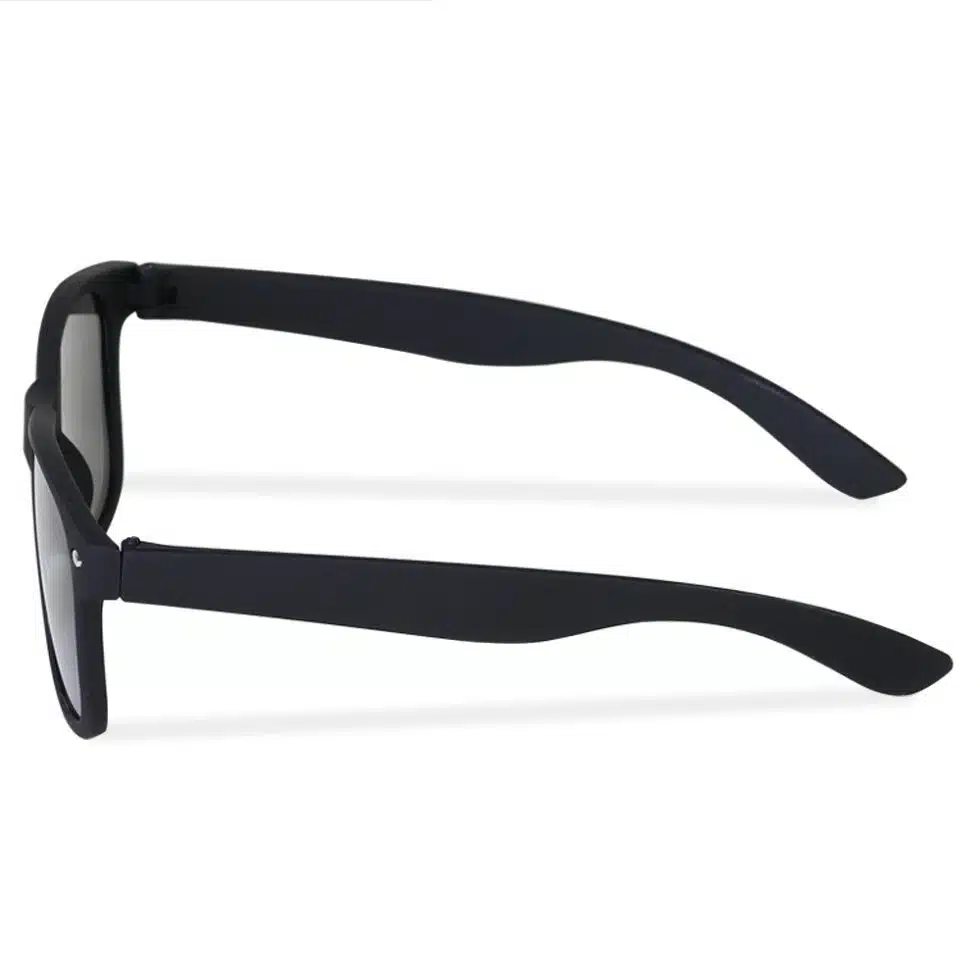 Polarized Trendy Black Sunglasses - Image 6